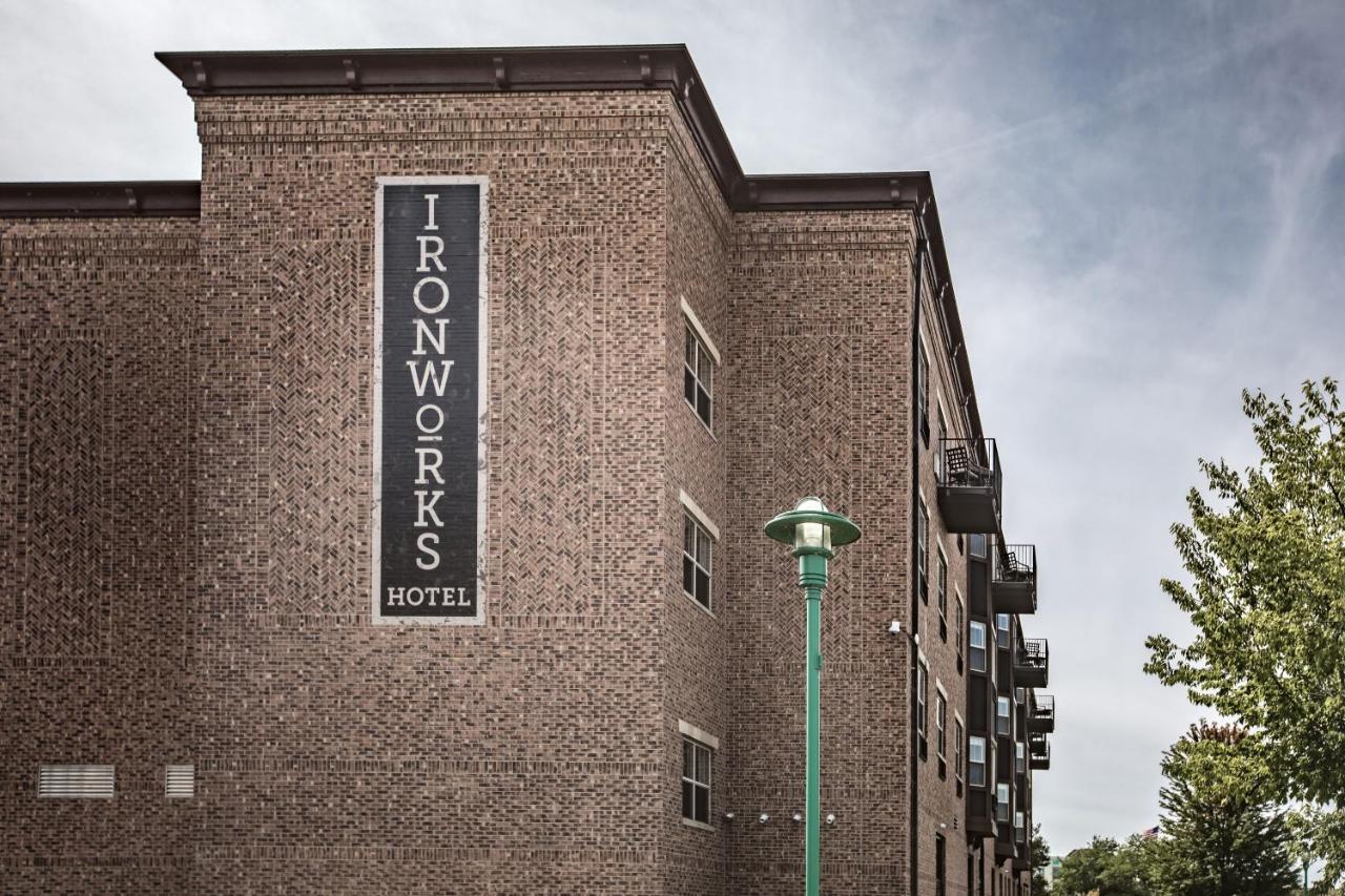 Ironworks Hotel Beloit Exterior photo